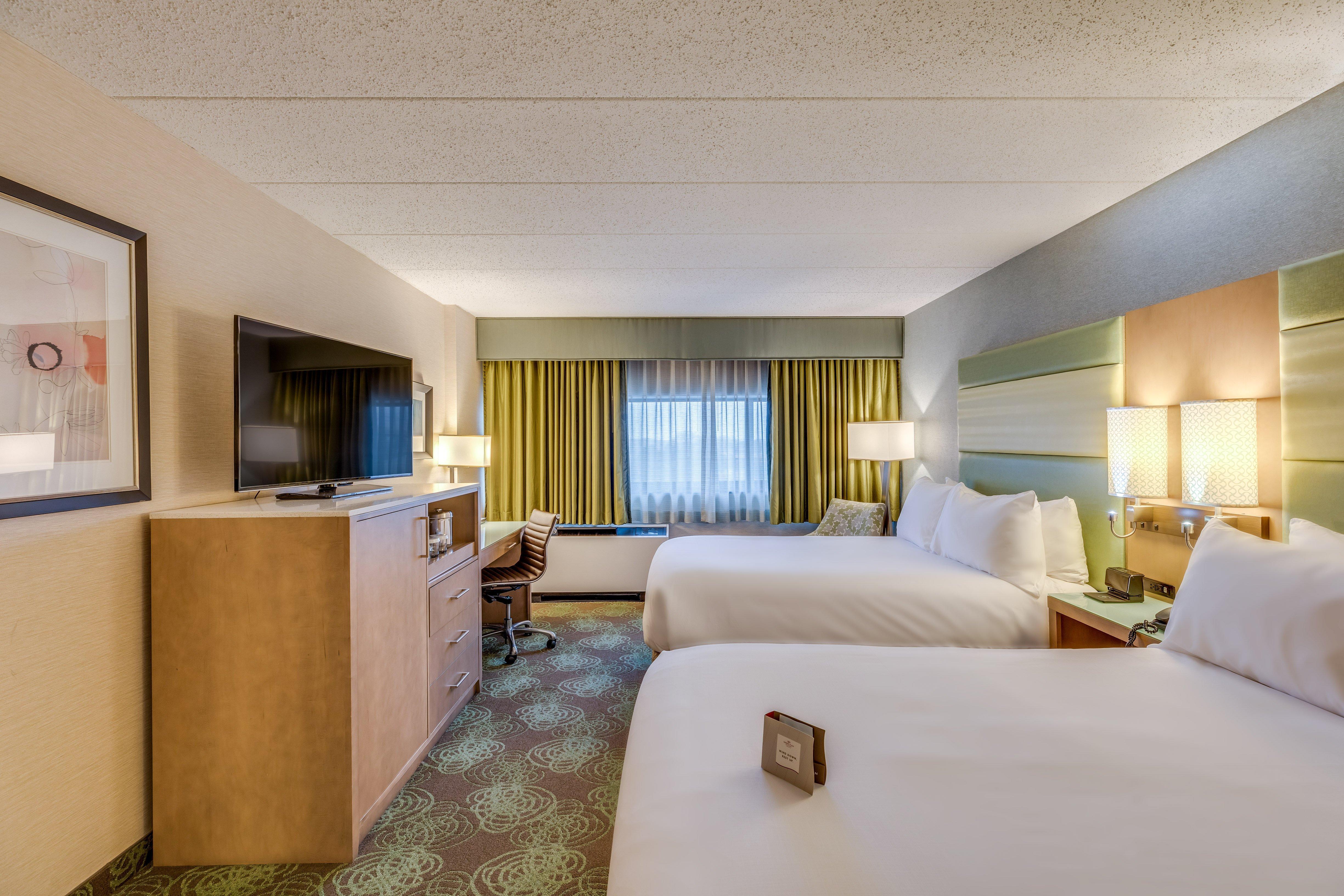 Crowne Plaza Lansing By Ihg Hotel Exterior foto