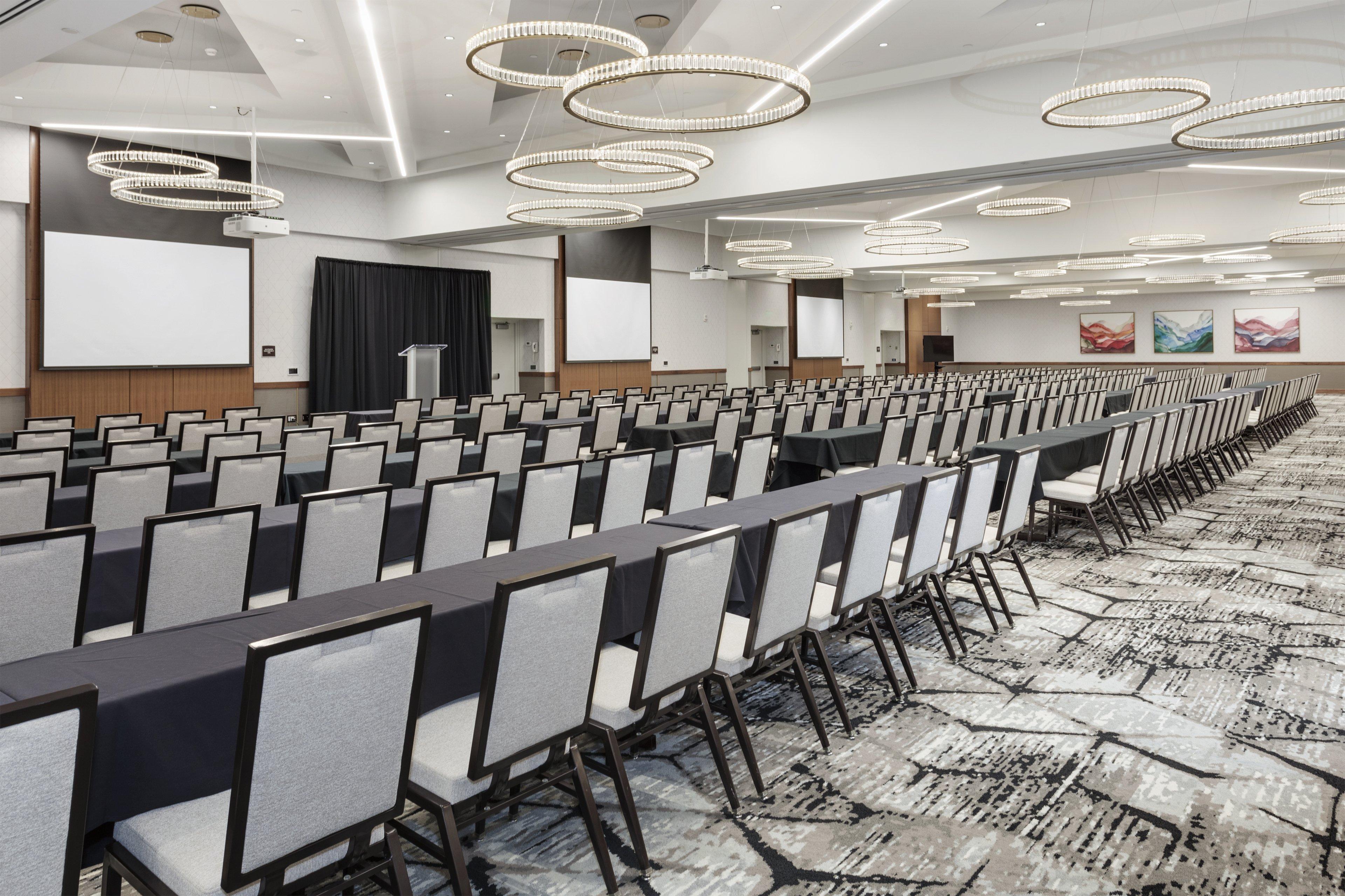 Crowne Plaza Lansing By Ihg Hotel Exterior foto